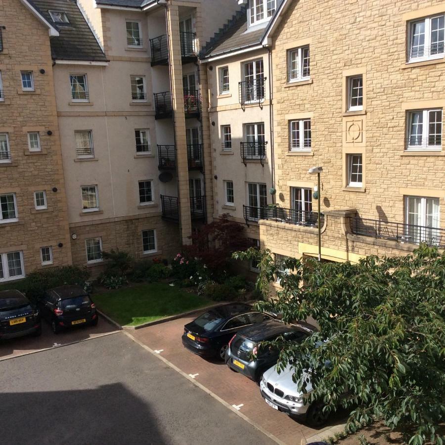 20/5 Timber Bush Apartment เอดินบะระ ภายนอก รูปภาพ